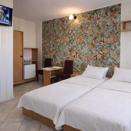 Penzion Nella - Goscinne Ostrowo (Puck)